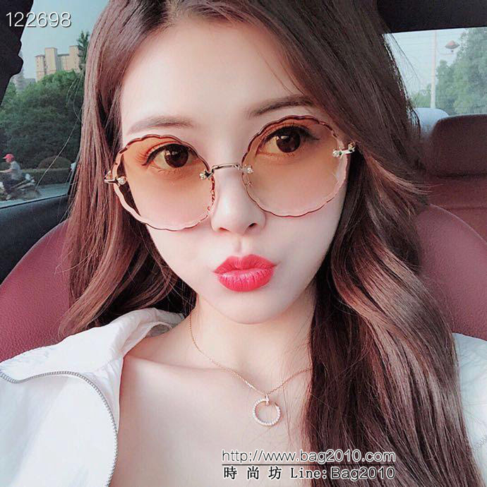 CHLOE克洛伊 新款 無框設計 彈簧鏡腿 江疏影同款 女款太陽鏡 明星範 時尚達人必備 823  lly1203